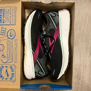 Brooks Ghost 14 Running Shoe